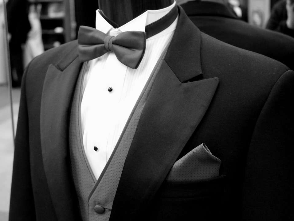 Authentic Tailoring Service | 3207 Miller Rd, Wilmington, DE 19802 | Phone: (302) 764-5872