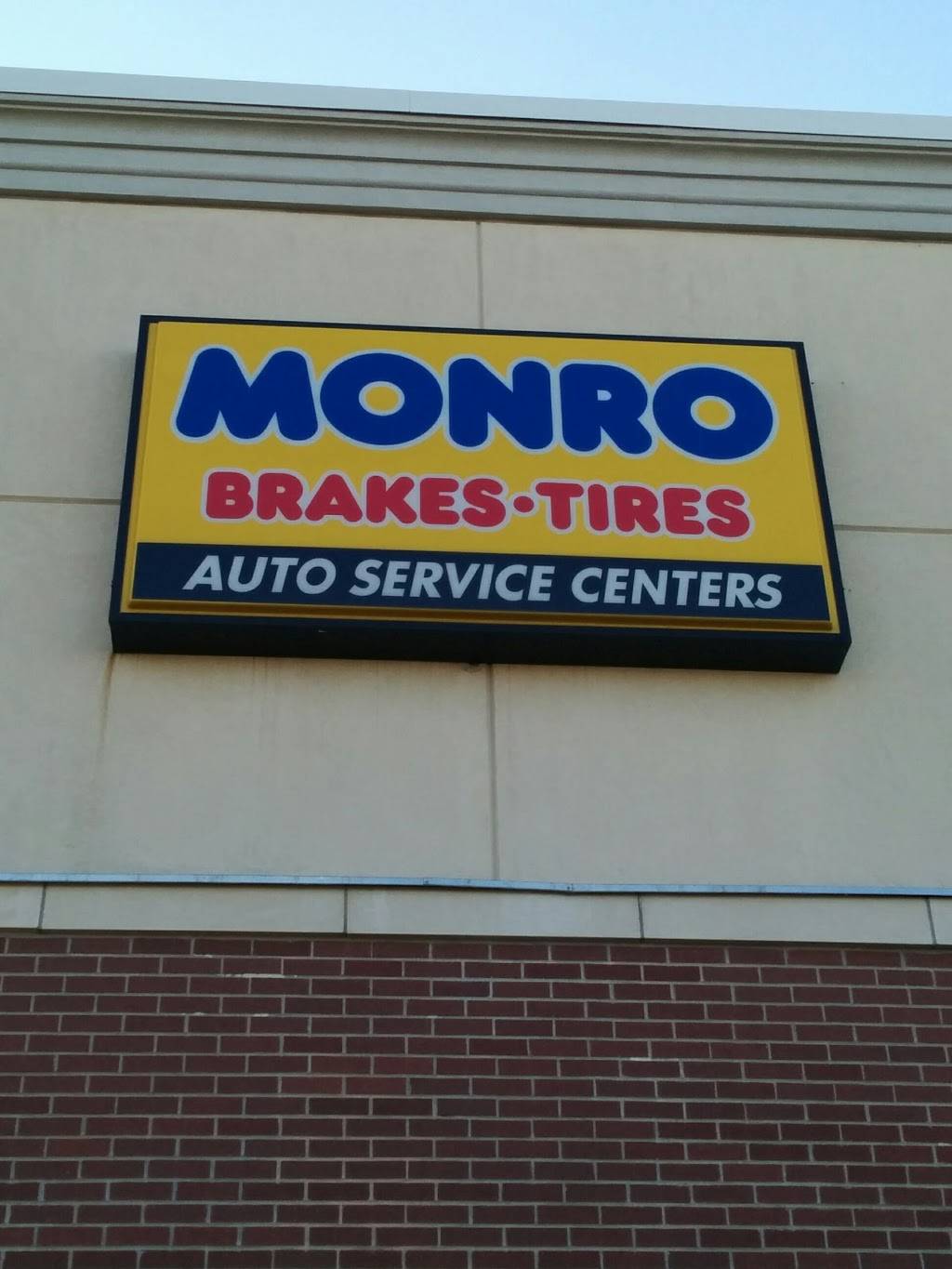 Monro Auto Service And Tire Centers | 13190 W Capitol Dr, Brookfield, WI 53005, USA | Phone: (262) 298-2956