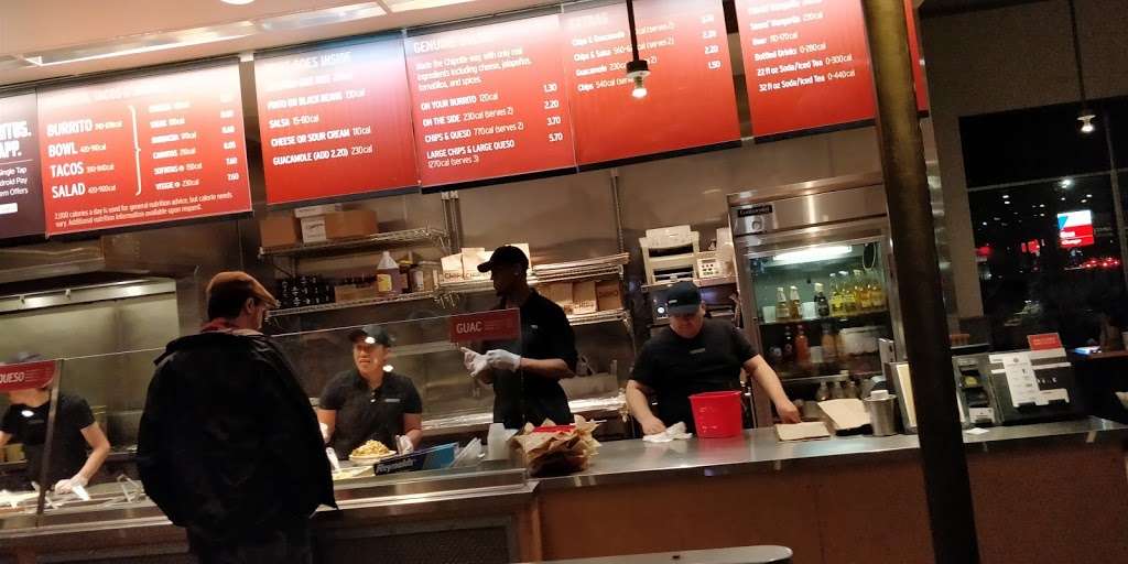 Chipotle Mexican Grill | 1166 Hempstead Turnpike, Uniondale, NY 11553, USA | Phone: (516) 483-1026
