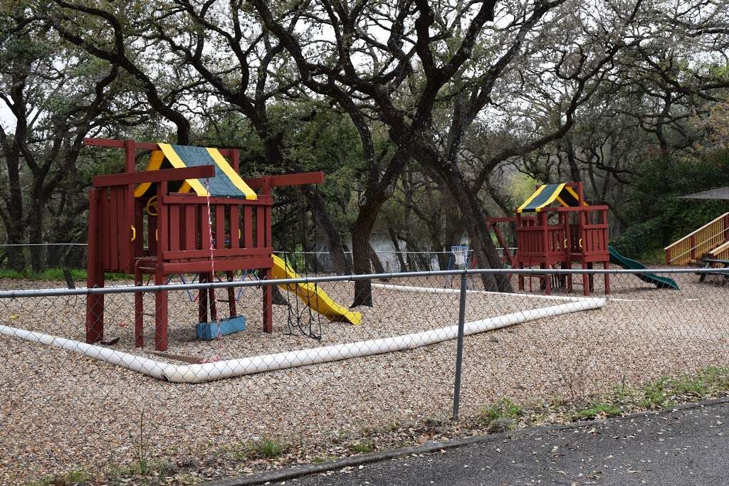 Montessori Schoolhouse | 10711 Dreamland Dr, San Antonio, TX 78230, USA | Phone: (210) 341-0731