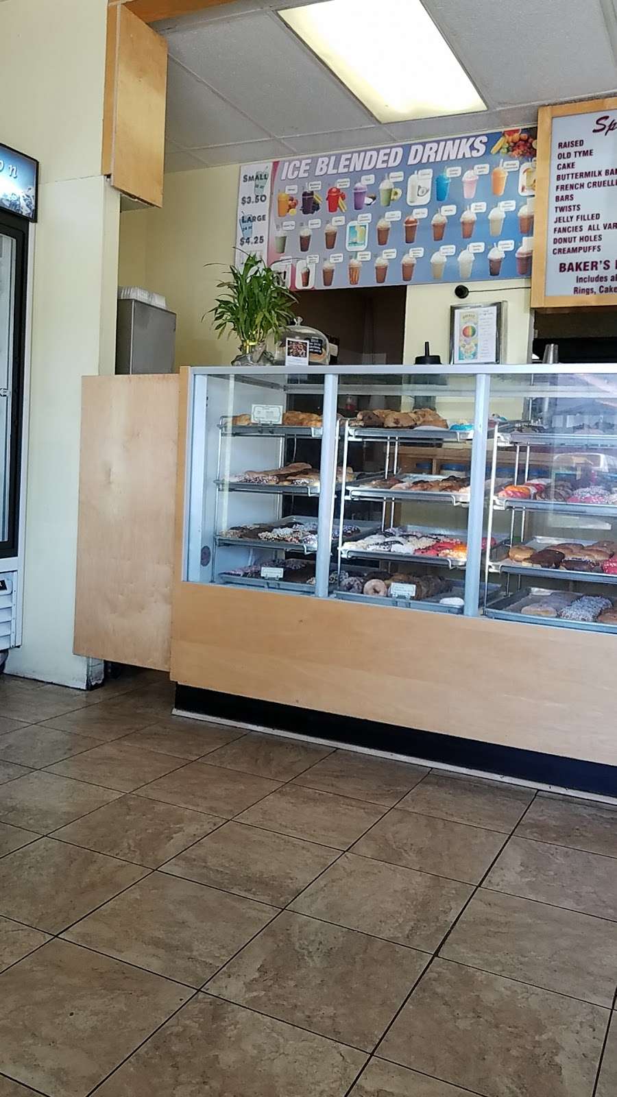 Spudnuts Donuts | 3303 Kimber Dr # G, Newbury Park, CA 91320 | Phone: (805) 498-4318