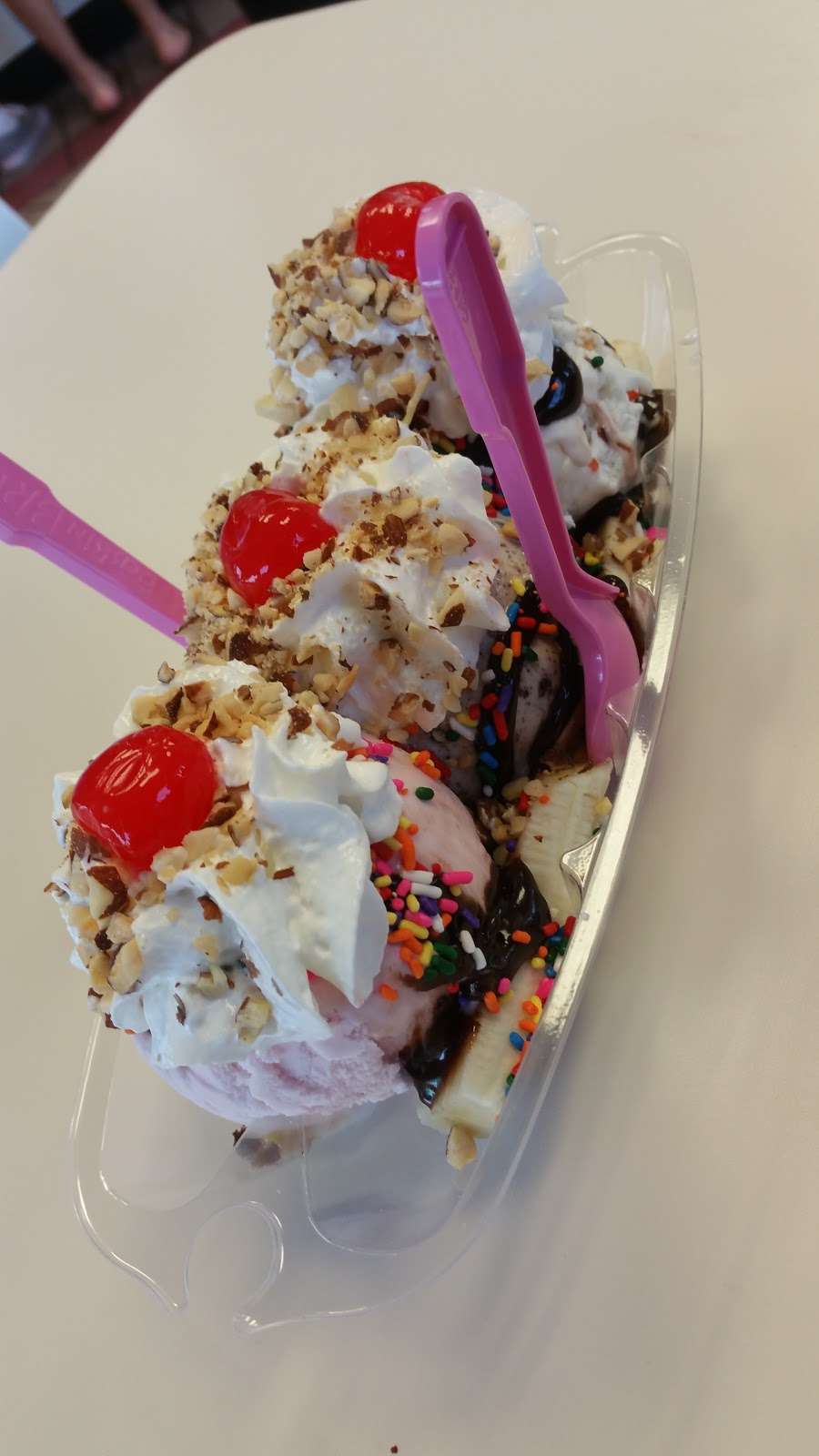 Baskin-Robbins | 12625 Frederick St, Ste W3, Moreno Valley, CA 92553, USA | Phone: (951) 653-3310