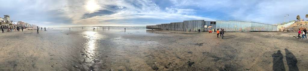 US/Mexico Beach Border | Paseo Costero 728, Costa, Tijuana, B.C., Mexico, San Diego, CA 92154, USA