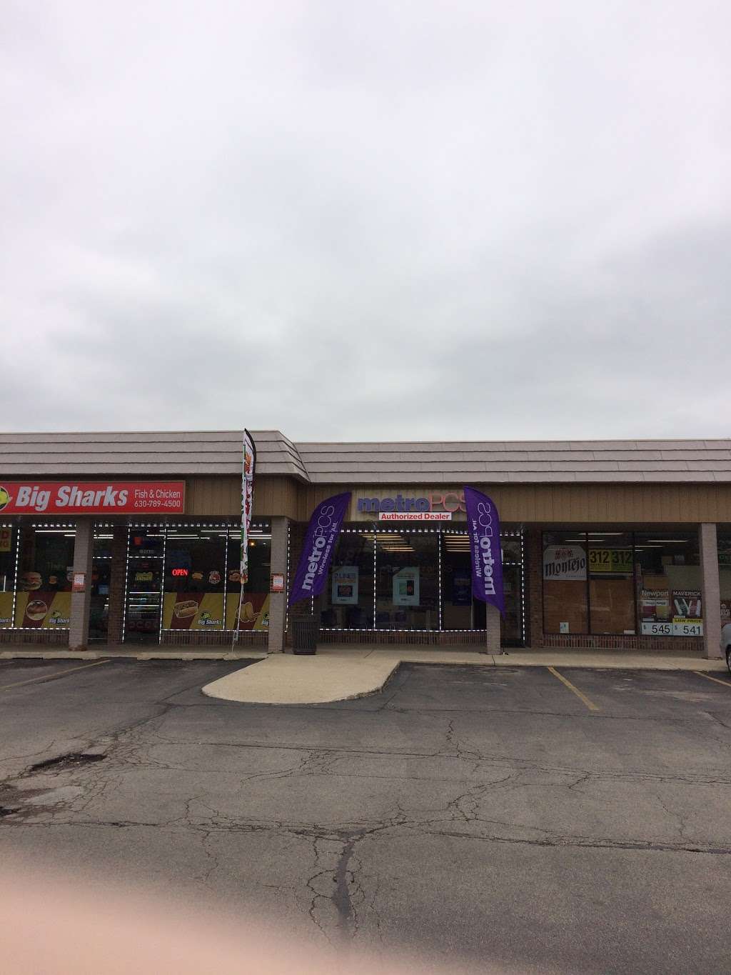 MetroPCS | 10S628 Route 83, Willowbrook, IL 60527, USA | Phone: (630) 468-2804