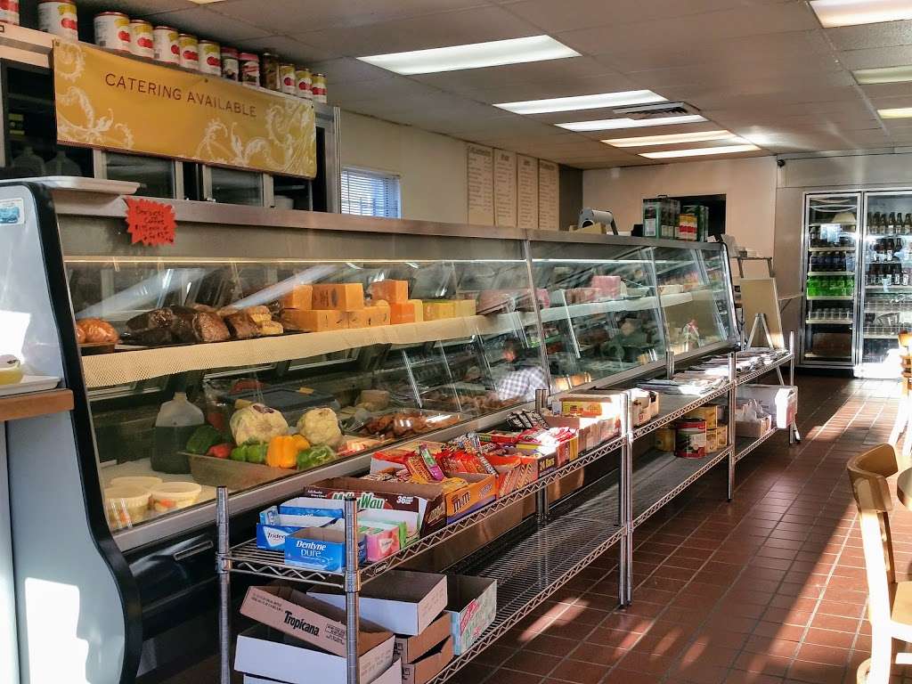 Mr Gs Deli Inc | 5 NY-376, Hopewell Junction, NY 12533 | Phone: (845) 226-5519