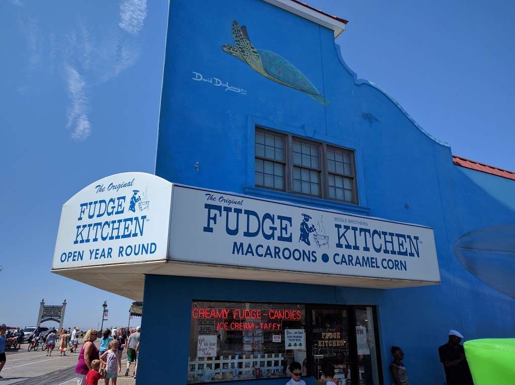 Fudge Kitchen | 800 Boardwalk, Ocean City, NJ 08226, USA | Phone: (609) 398-7457