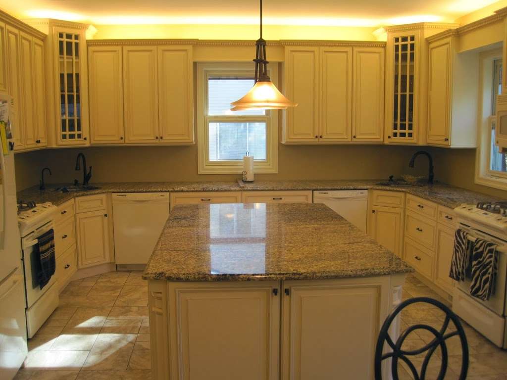 Ultimate Kitchens | 600 Chestnut Ridge Rd, Spring Valley, NY 10977, USA | Phone: (845) 425-5959