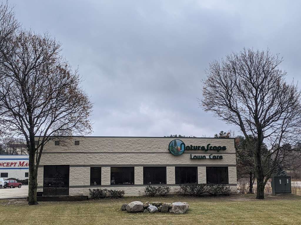 Naturescape | 363 Austin Cir, Delafield, WI 53018, USA | Phone: (262) 361-3795