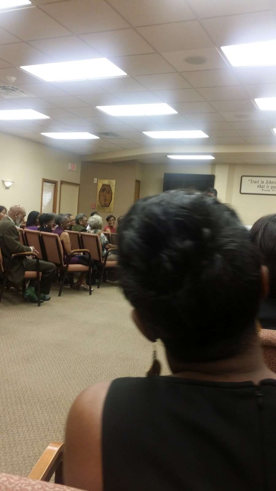 Kingdom Hall of Jehovahs Witnesses | 720 Rowell Ave, Joliet, IL 60433, USA | Phone: (815) 727-1868