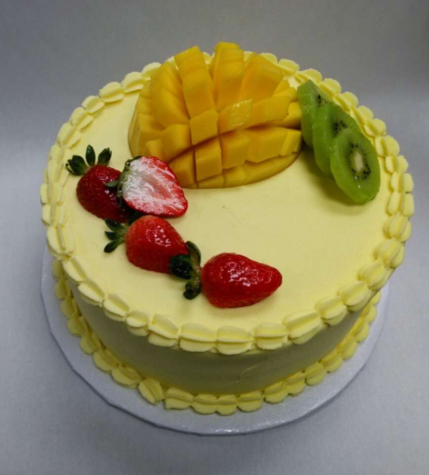 Butterfly Cake Shop | 1811 E Florence Ave, Los Angeles, CA 90001, USA | Phone: (323) 585-8230