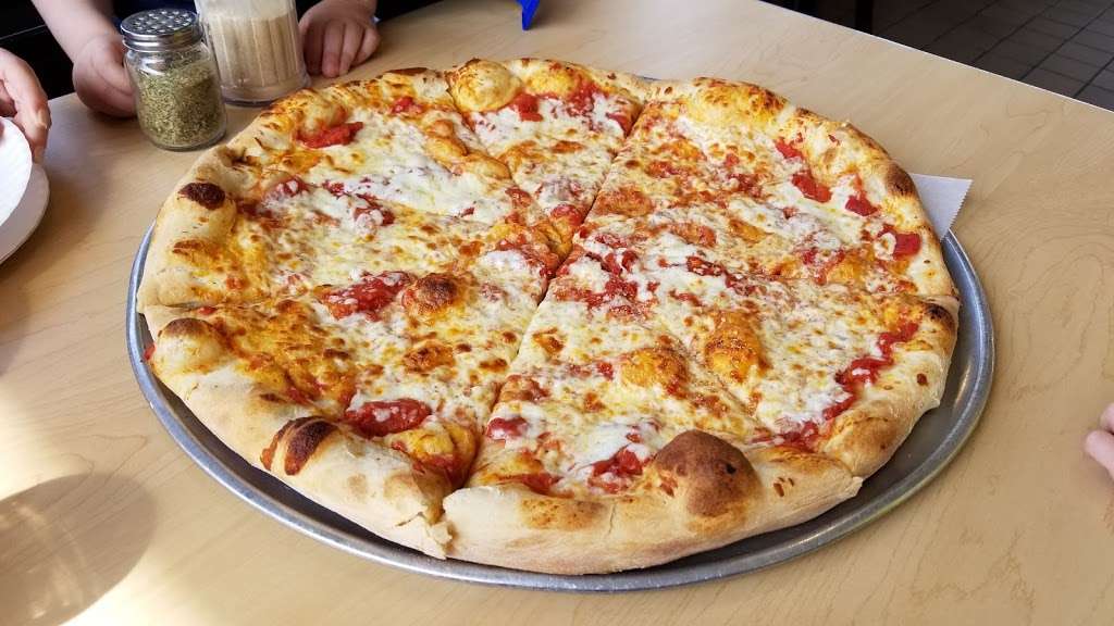 Sals Pizza | 490 Main St, North Andover, MA 01845, USA | Phone: (978) 689-7374