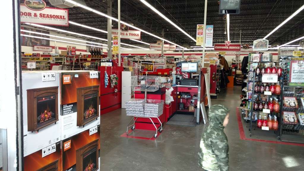 Tractor Supply Co. | 151 Tower Rd, New Holland, PA 17557, USA | Phone: (717) 354-0608