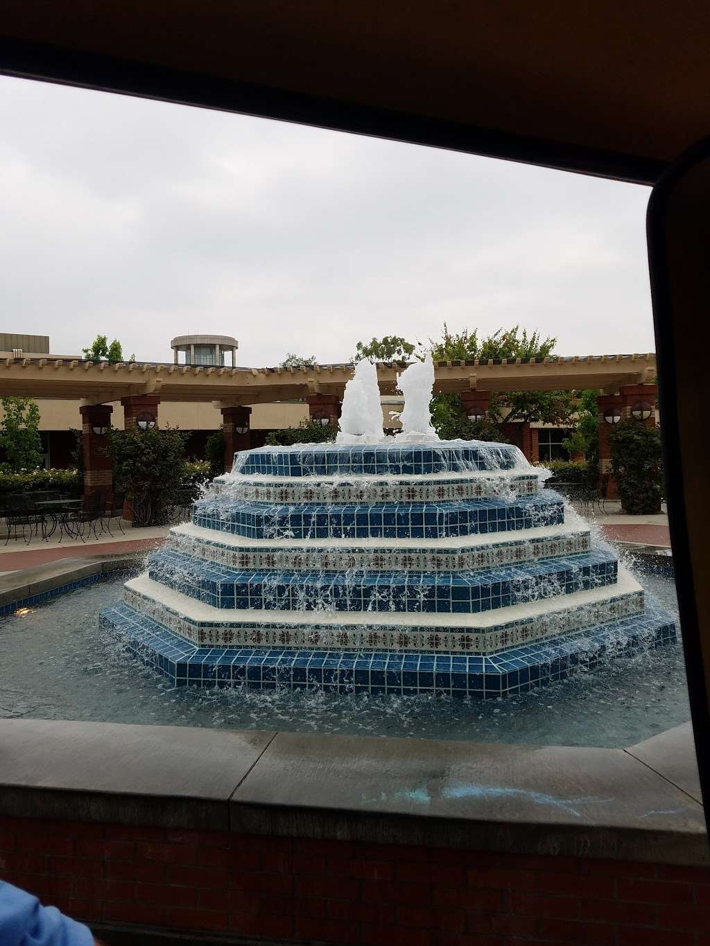 Fluor Fountain | La Mirada, CA 90639 | Phone: (562) 944-0351