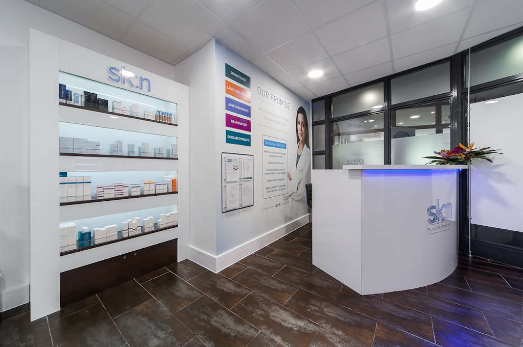 sk:n Clinics | Rowan House, Epsom KT18 7DH, UK | Phone: 0330 037 0426