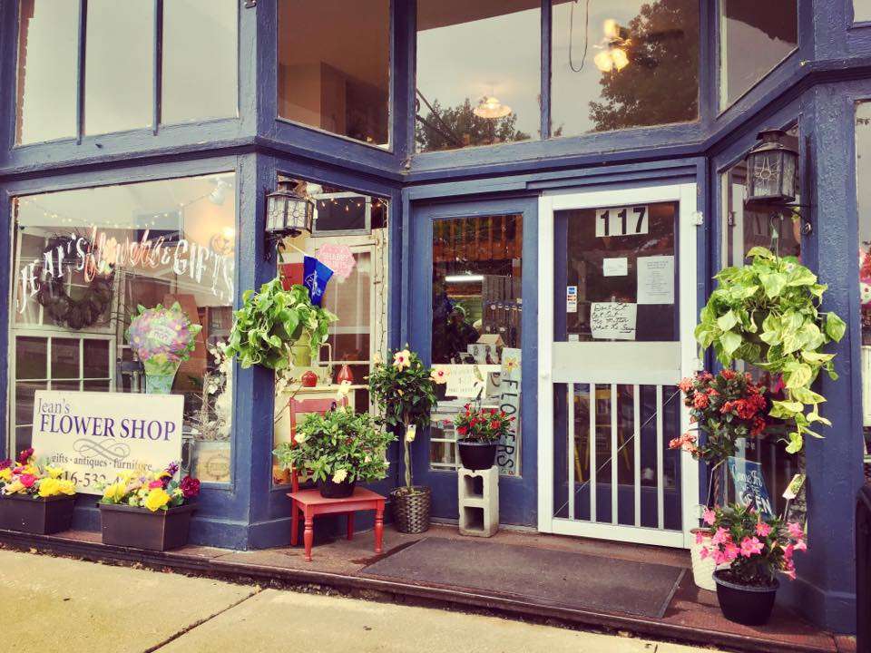 Jeans Flowers & Gifts | 117 E Main St, Smithville, MO 64089, USA | Phone: (816) 532-4757