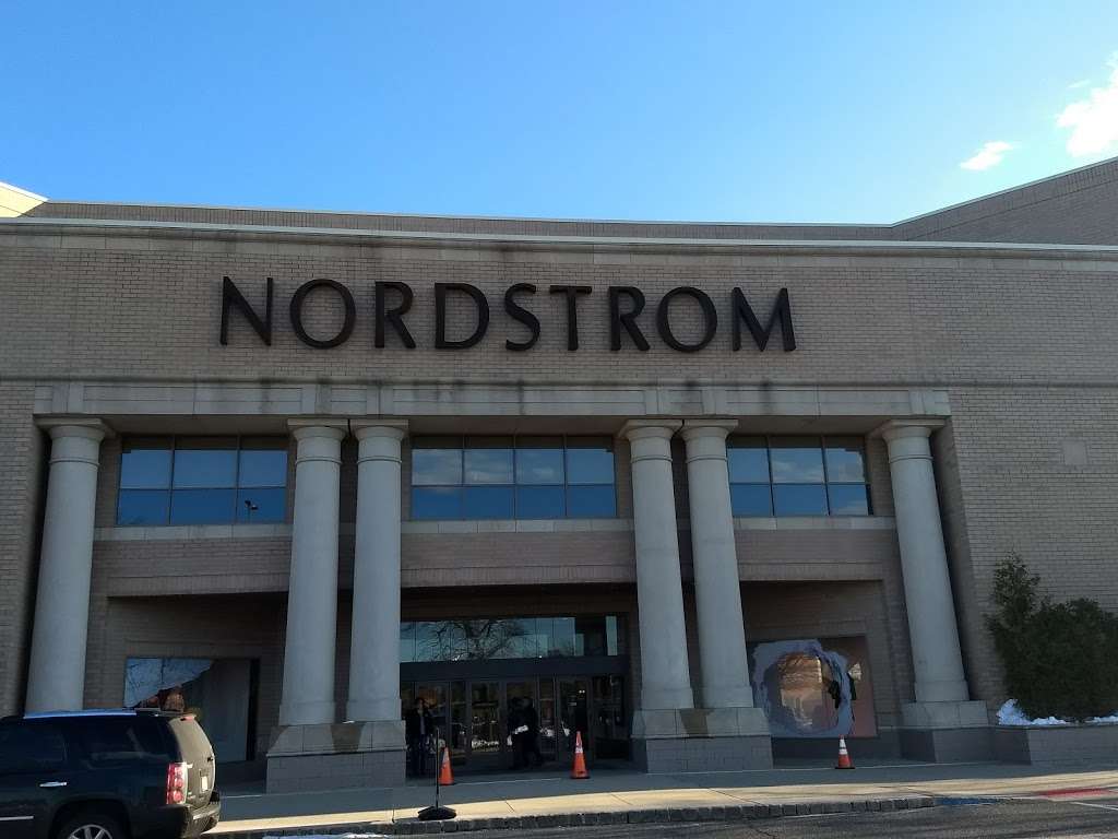 Nordstrom Freehold Raceway Mall | 3710 US Highway 9, Freehold, NJ 07728, USA | Phone: (732) 308-1117