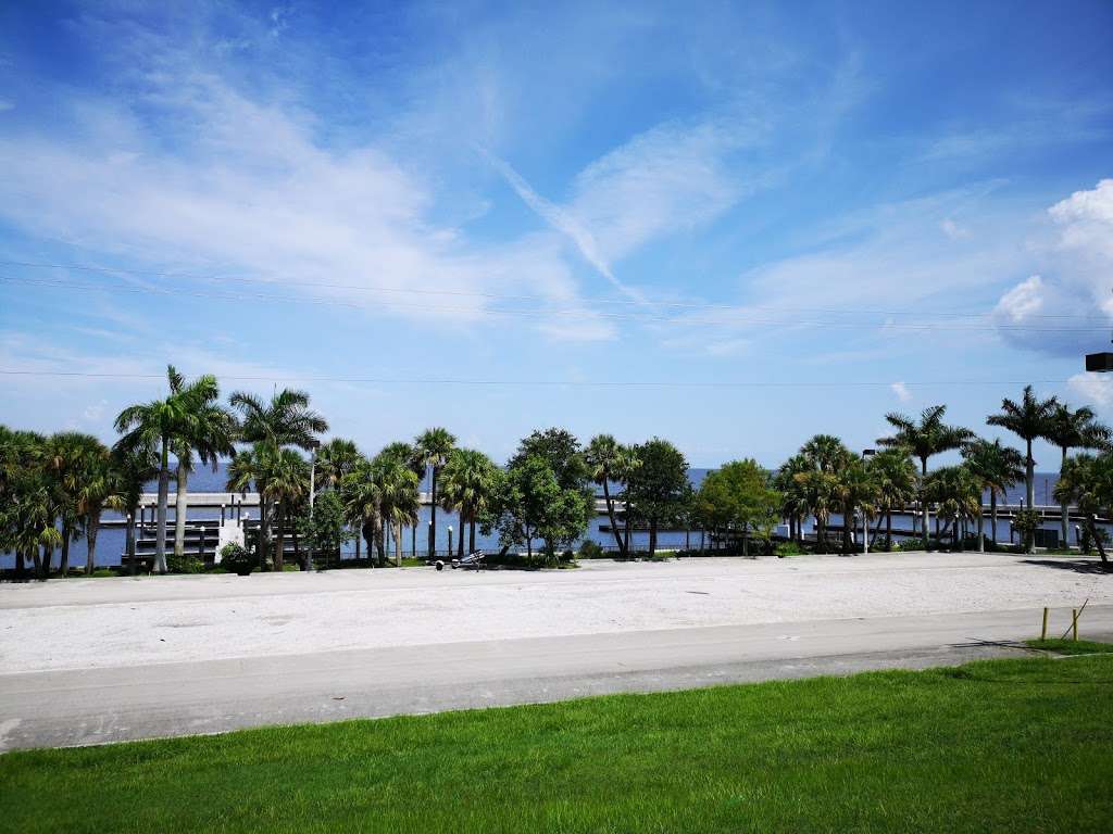 Pahokee Marina and Campground | 190 N Lake Ave, Pahokee, FL 33476, USA | Phone: (561) 924-7832