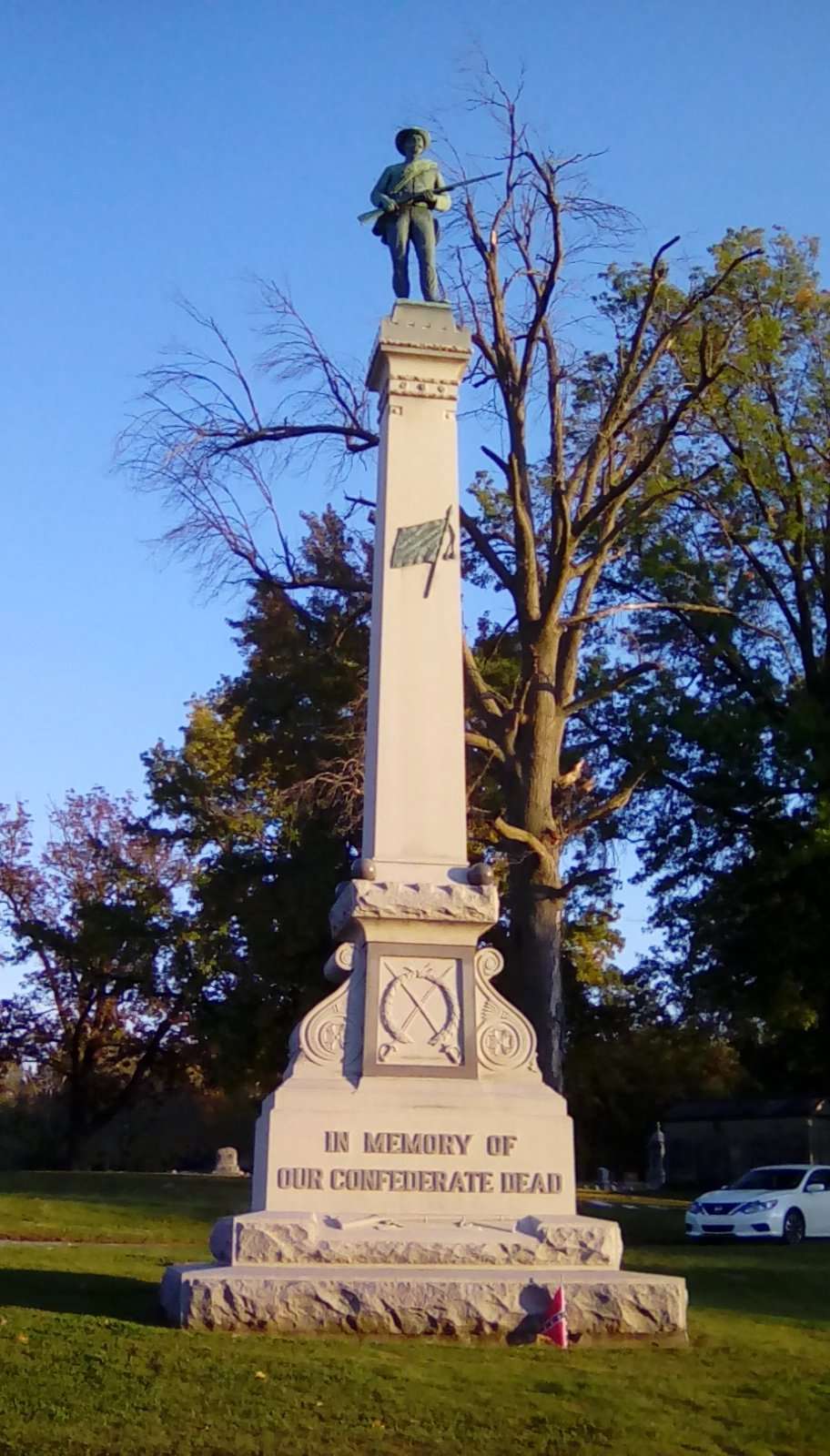 Forest Hill & Calvary Cemetery, 6901 Troost Ave, Kansas City, MO,  Mausoleums - MapQuest