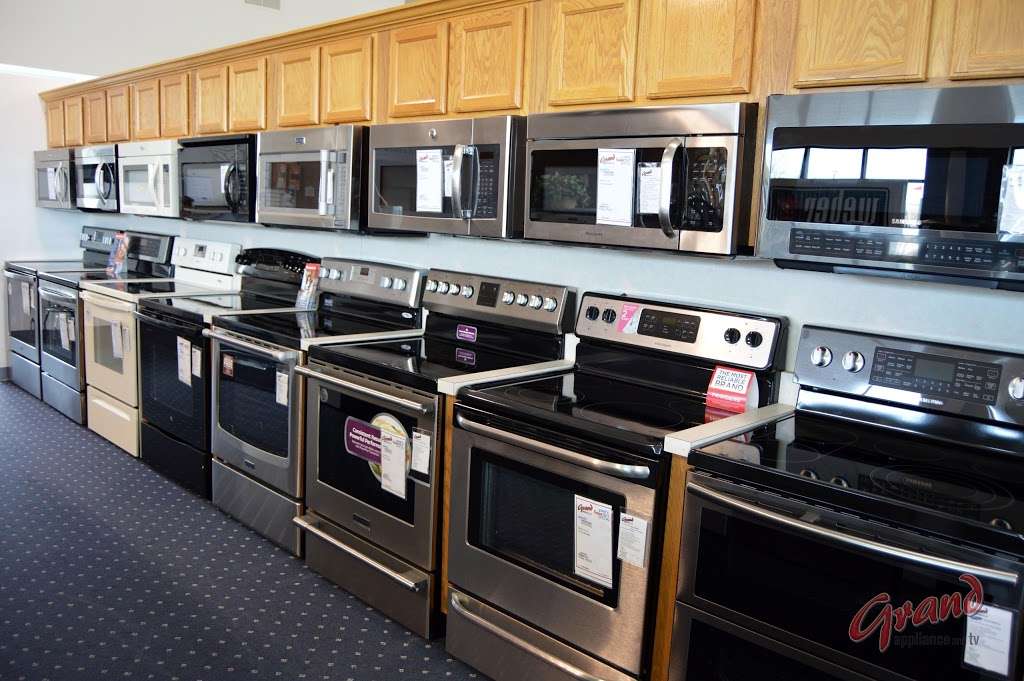 Grand Appliance and TV | 7320 75th St, Kenosha, WI 53142, USA | Phone: (262) 656-1661