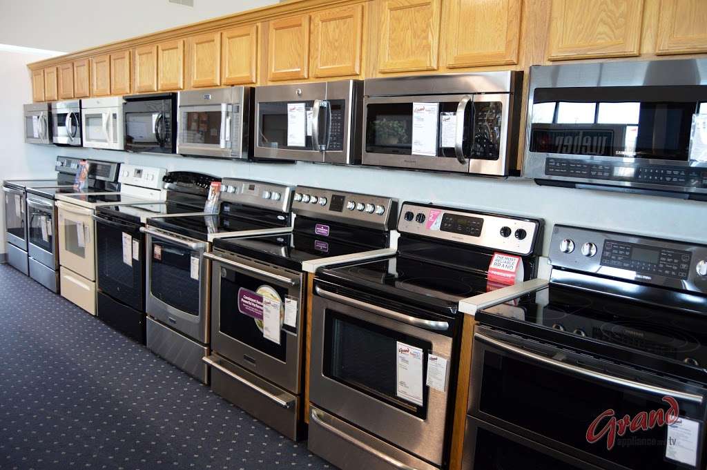 Grand Appliance and TV | 7320 75th St, Kenosha, WI 53142 | Phone: (262) 656-1661