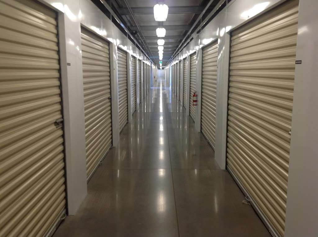 Life Storage | 2015 S Arizona Ave, Chandler, AZ 85286 | Phone: (480) 588-0550