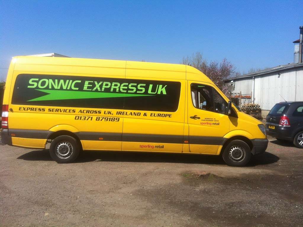 Sonnic Removals | 4, Gowers Farm Road, Great Dunmow CM6 1NL, UK | Phone: 0333 305 2775