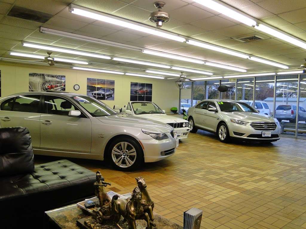 I 80 Auto Sales Inc | 3201 167th St, Hazel Crest, IL 60429, USA | Phone: (708) 331-0800