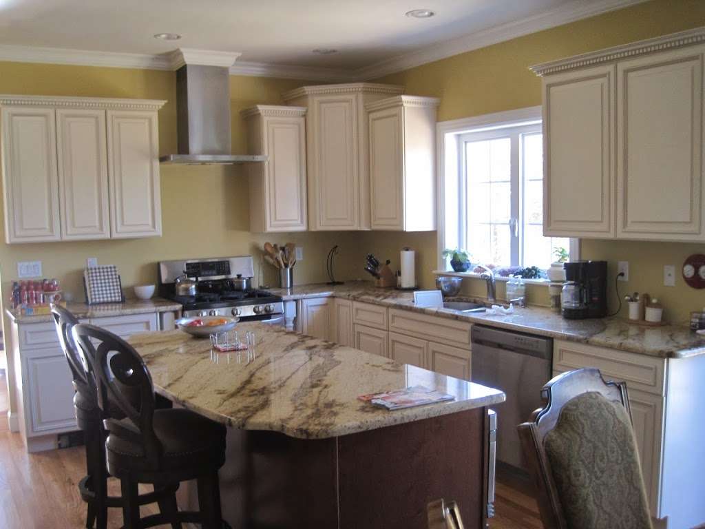 Ultimate Kitchens | 600 Chestnut Ridge Rd, Spring Valley, NY 10977, USA | Phone: (845) 425-5959