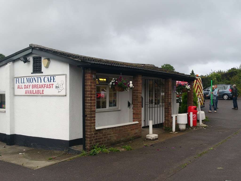 The Full Monty Cafe | 207 Brighton Rd, Coulsdon CR5 3EA, UK | Phone: 01737 558498