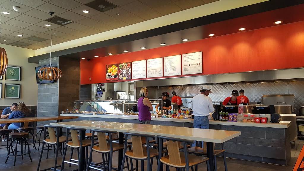 Panda Express | 4925 E Brundage Ln, Bakersfield, CA 93307, USA | Phone: (661) 366-8900