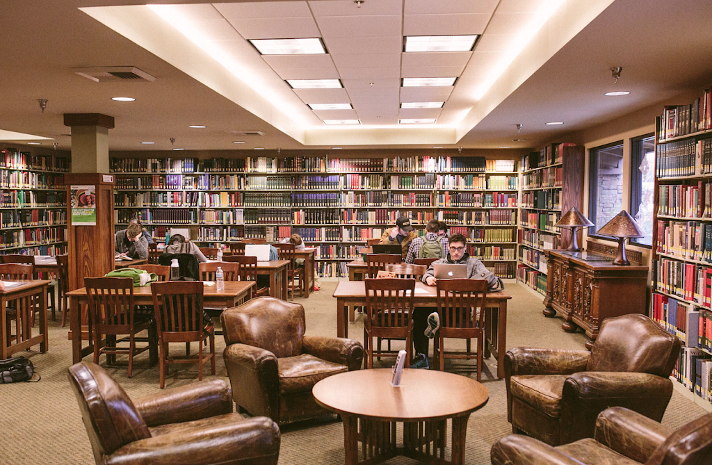 Robert L. Powell Library | The Masters University Building #4, 21726 Placerita Canyon Road, Santa Clarita, CA 91321 | Phone: (661) 362-2278