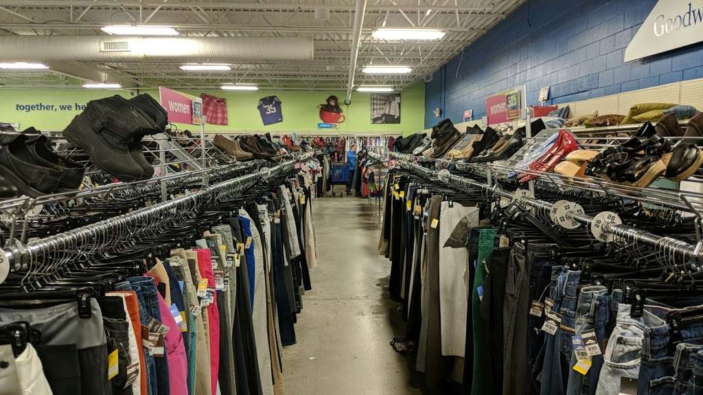 Goodwill Store | 1520 E 86th St, Indianapolis, IN 46240, USA | Phone: (317) 569-1551