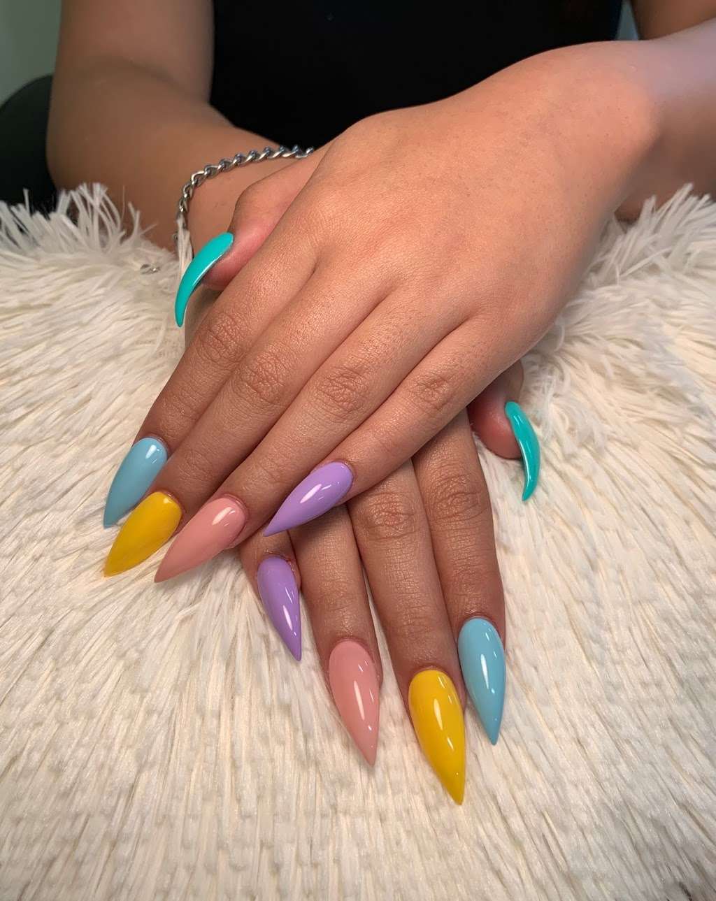 Nail Spa Studio | 10059 Laurel Canyon Blvd, Pacoima, CA 91331, USA | Phone: (818) 896-8898