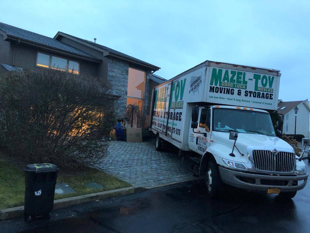 Mazel Tov Moving Inc | 136 41st St, Brooklyn, NY 11232, USA | Phone: (718) 443-7700