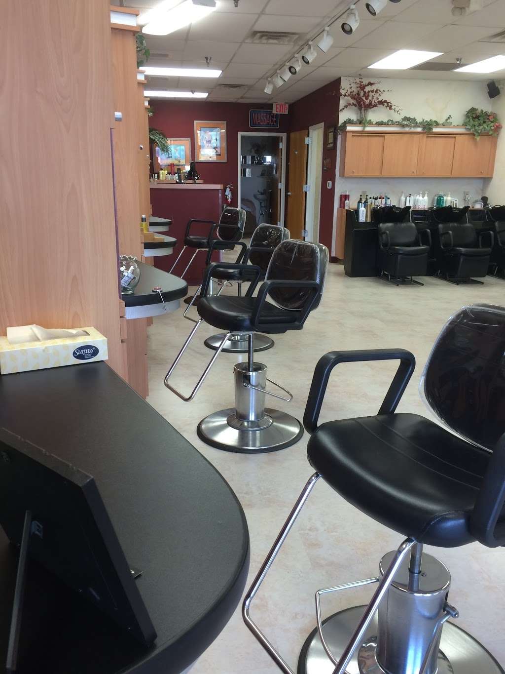 Hair Magic | W189S7775 Racine Ave, Muskego, WI 53150, USA | Phone: (262) 679-0110