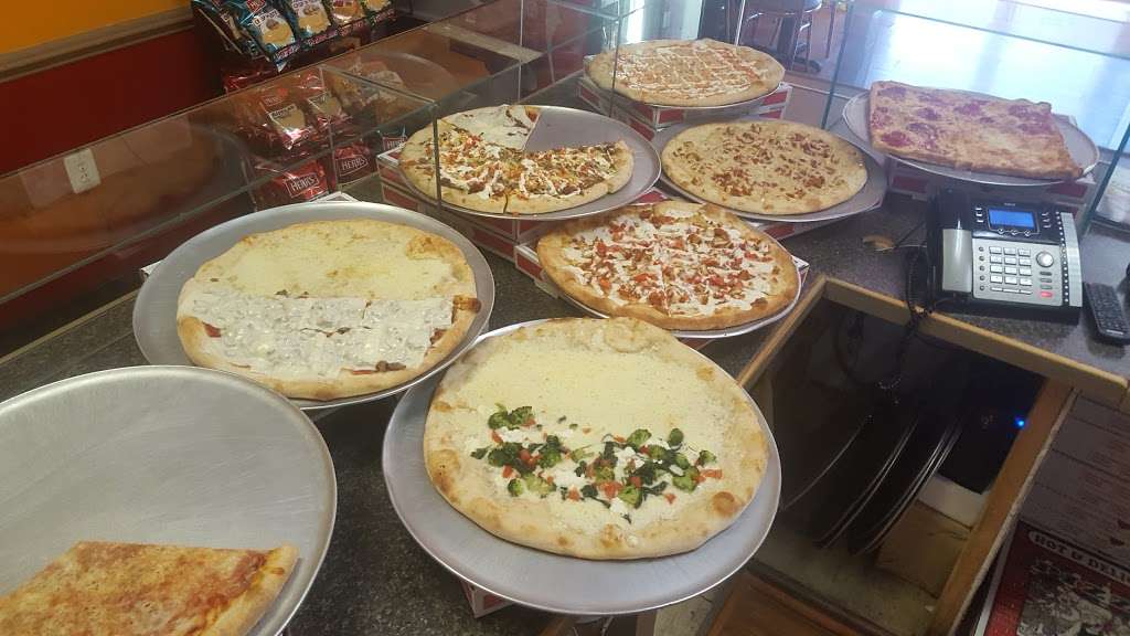 Penllyn Pizza | 1044, 401 Penllyn Pike, Blue Bell, PA 19422, USA | Phone: (215) 367-5319