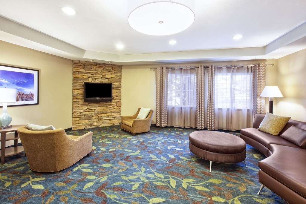 Candlewood Suites Indianapolis Airport | 5250 W Bradbury Ave, Indianapolis, IN 46241 | Phone: (317) 241-9595