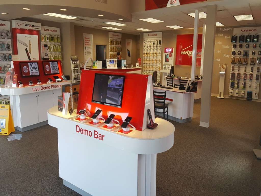 Verizon Authorized Retailer, TCC | 80 S White Horse Pike, Hammonton, NJ 08037, USA | Phone: (609) 481-2212