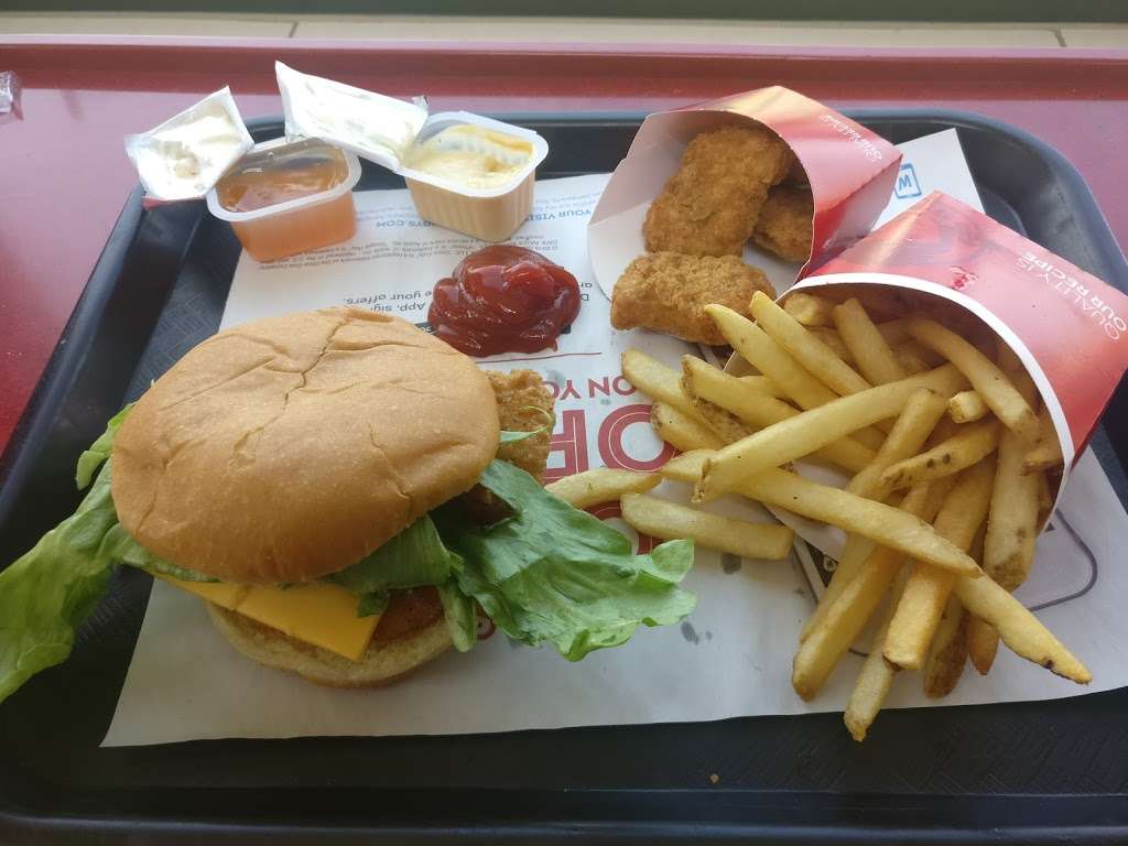 Wendys | 4314 South St, Lakewood, CA 90712, USA | Phone: (562) 531-0345