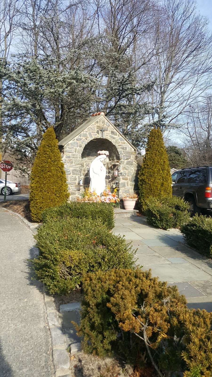 St Peter Catholic Church | 1321 Port Washington Blvd, Port Washington, NY 11050, USA | Phone: (516) 883-6675