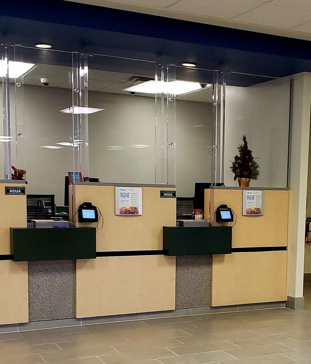 Desert Financial Credit Union 826 E Union Hills Dr Bldg E Phoenix Az 85024 Usa