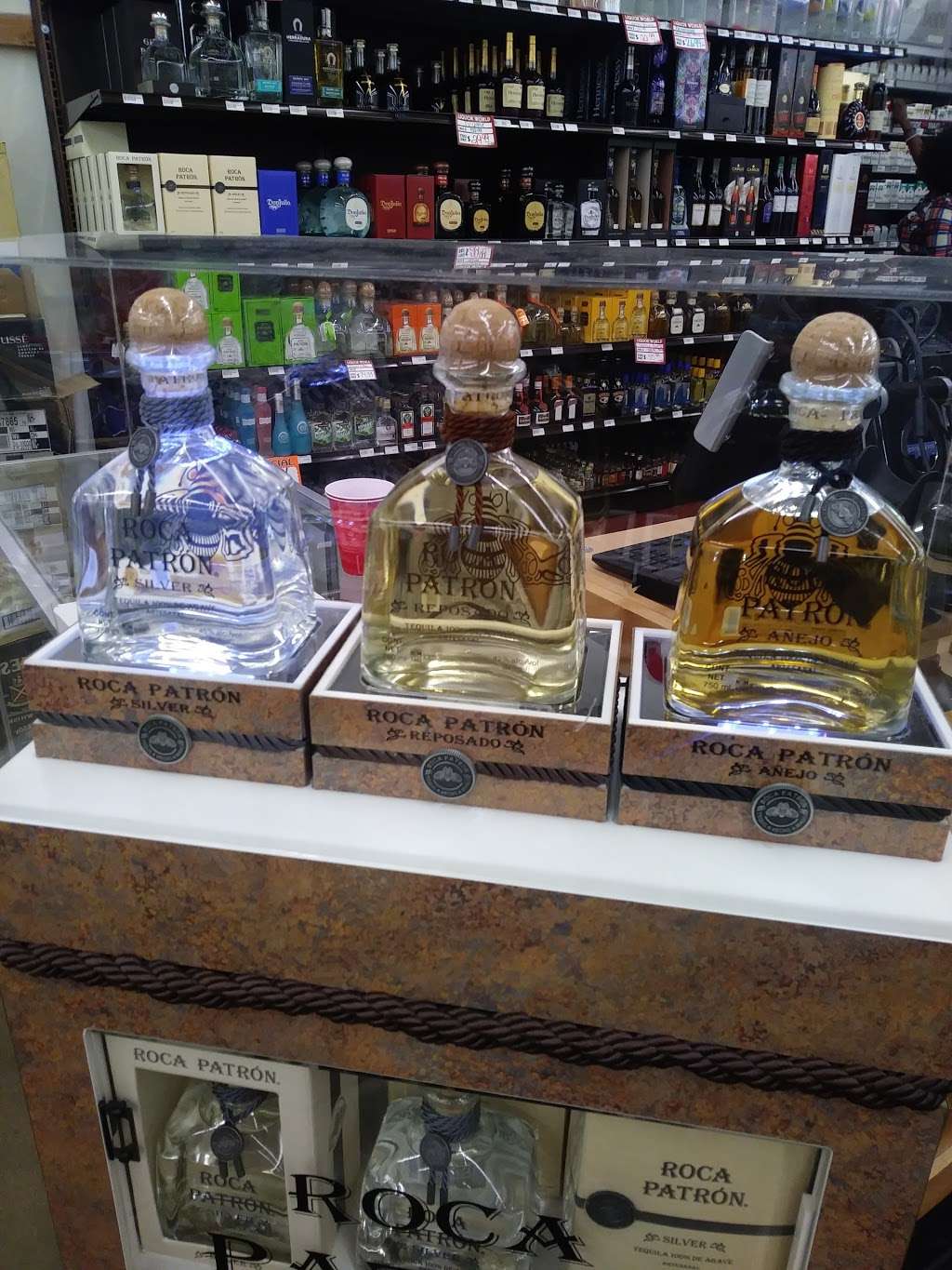 Liquor World Southern Highlands | 4760 W Cactus Ave, Las Vegas, NV 89141, USA | Phone: (702) 407-5580