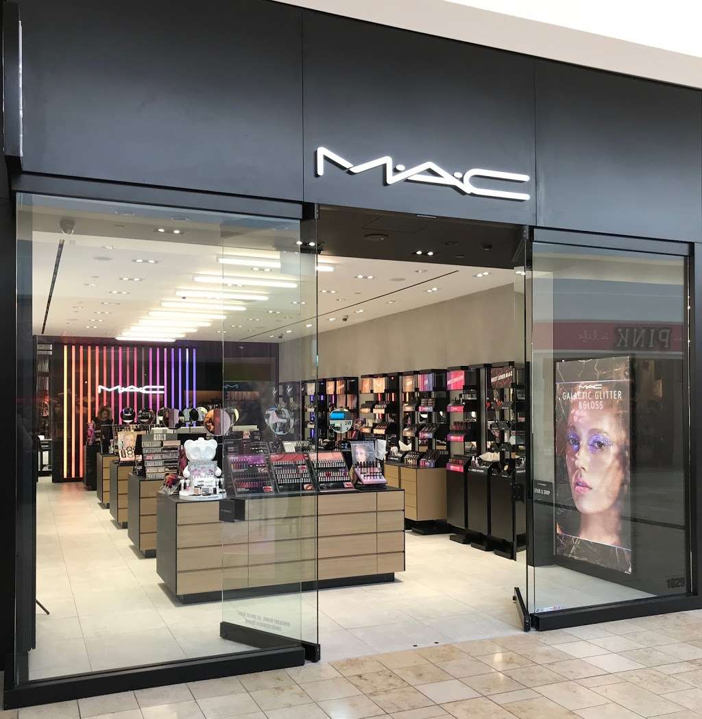 M·A·C Cosmetics Freestanding store | Space 1029, 1132 Baybrook Mall, Friendswood, TX 77546 | Phone: (281) 488-0730