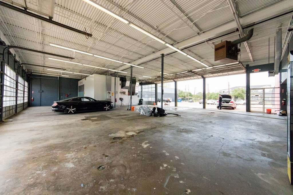 Traction Collision | 7333 Clarewood Dr, Houston, TX 77036 | Phone: (713) 777-7333