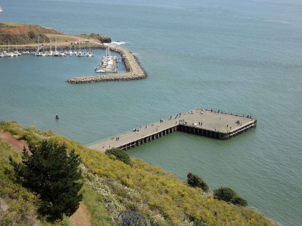 Golden Gate Bridge/Toll Plaza | San Francisco, CA 94129, USA