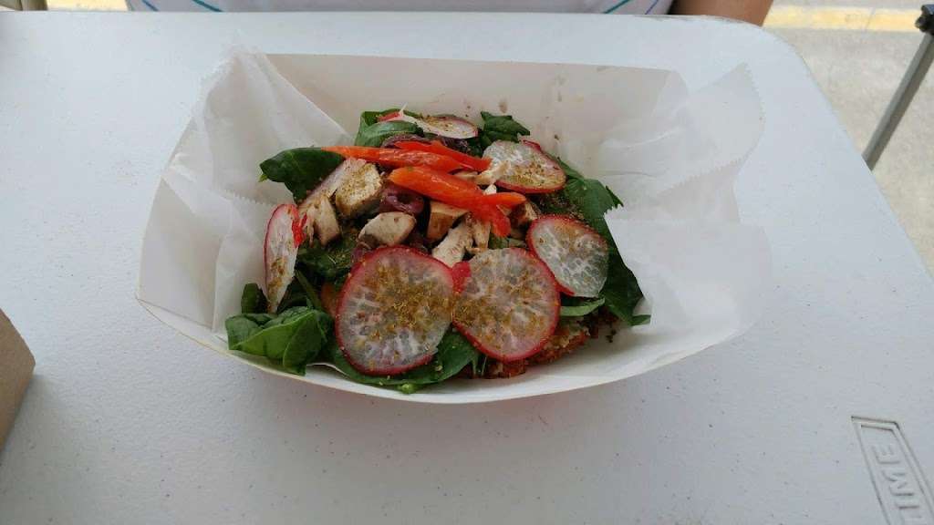 Raw Chef Renee (The Traveling Carrot Food Trailer) | 3427 N Fry Rd, Katy, TX 77449, United States | Phone: (281) 433-5928