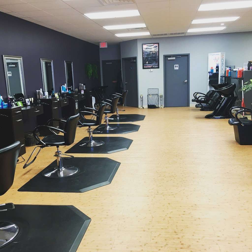 Salon On the Hudson | 144A Main St, Highland Falls, NY 10928, USA | Phone: (845) 446-8415