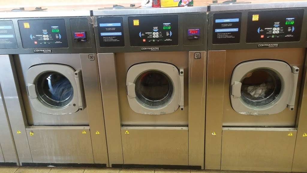 Sparklean Laundromat Huntington Park 2 | 5976 Santa Fe Ave, Huntington Park, CA 90255, USA | Phone: (323) 583-8253