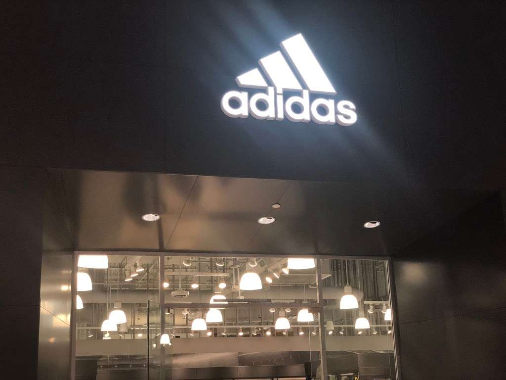 adidas Outlet Store Miami | 11401 NW 12th St Suite 224, Miami, FL 33172, USA | Phone: (305) 859-4928