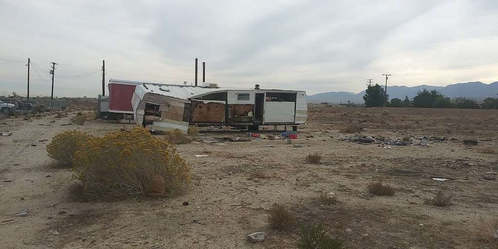 Joshua View Mobile Home Park | 6150 E Ave T, Palmdale, CA 93552 | Phone: (661) 533-3300